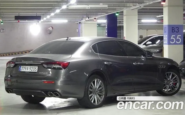 Maserati Quattroporte 2022 thumb 3