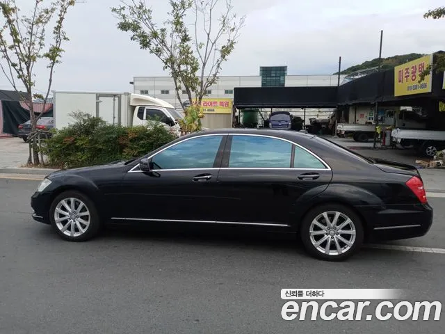 Mercedes-Benz S-Класс 2010 thumb 4