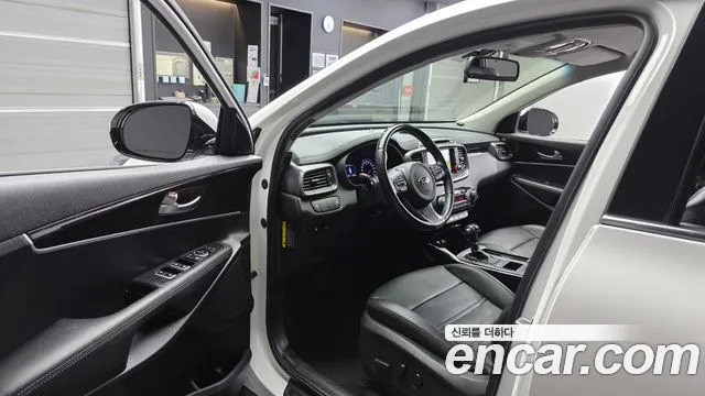 Kia Sorento 2017 thumb 10