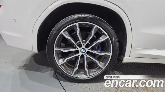 BMW X3 2017 thumb 5