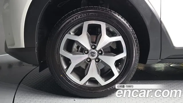 KG_Mobility_Ssangyong Torres 2022 thumb 5