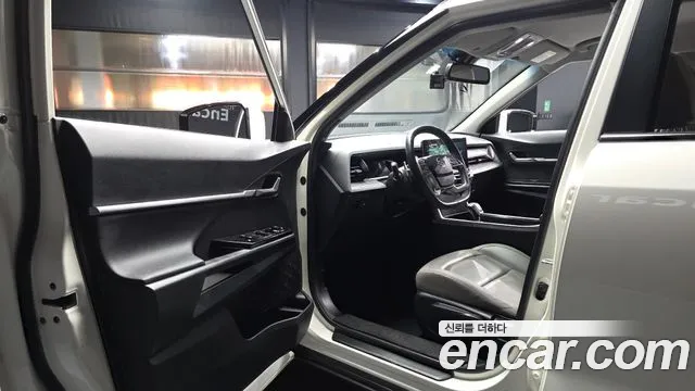 KG_Mobility_Ssangyong Torres 2022 thumb 10