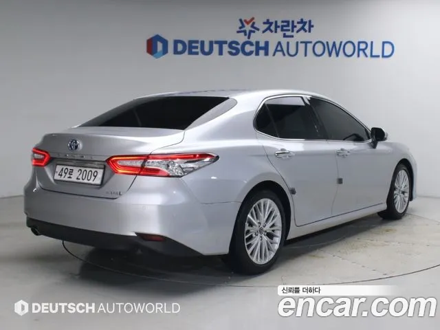 Toyota Camry 2018 thumb 2