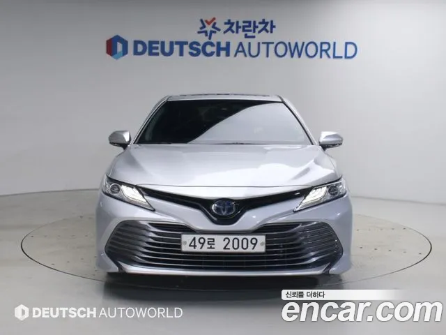Toyota Camry 2018 thumb 3