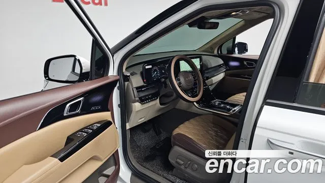 Kia Carnival 2022 thumb 9