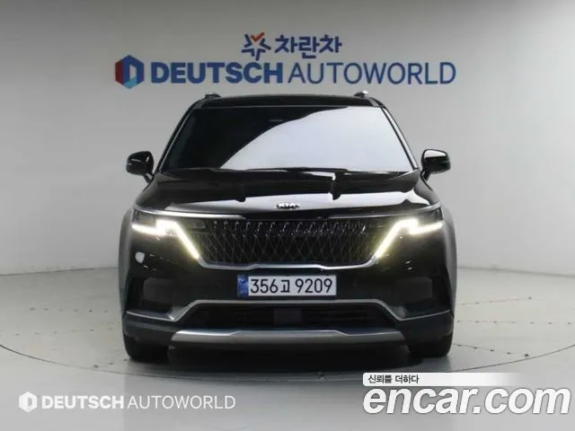 Kia Carnival 2021 thumb 3