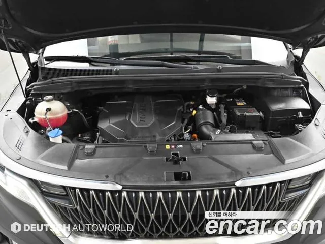 Kia Carnival 2021 thumb 6
