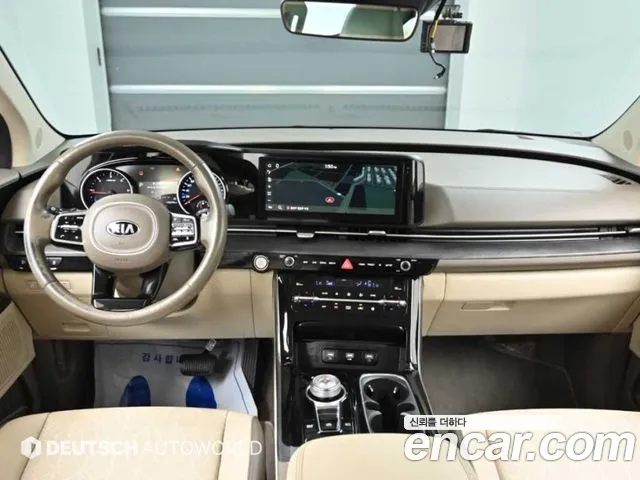 Kia Carnival 2021 thumb 7