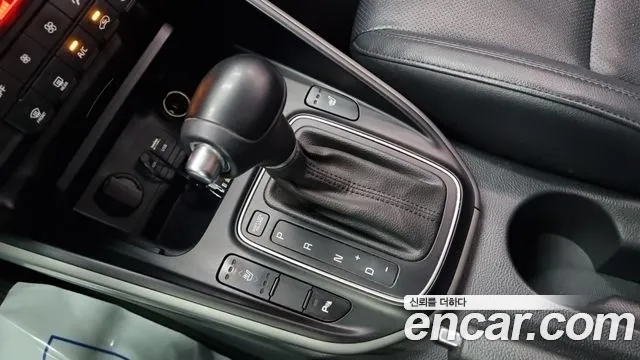 Kia Carens 2016 thumb 9