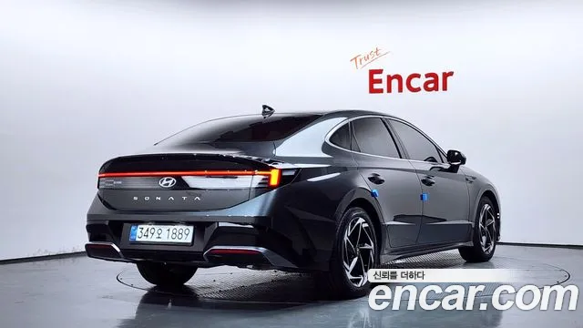 Hyundai Sonata 2025 thumb 2