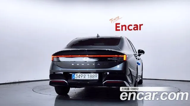 Hyundai Sonata 2025 thumb 4