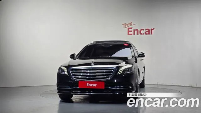 Mercedes-Benz S-Класс 2018 thumb 3