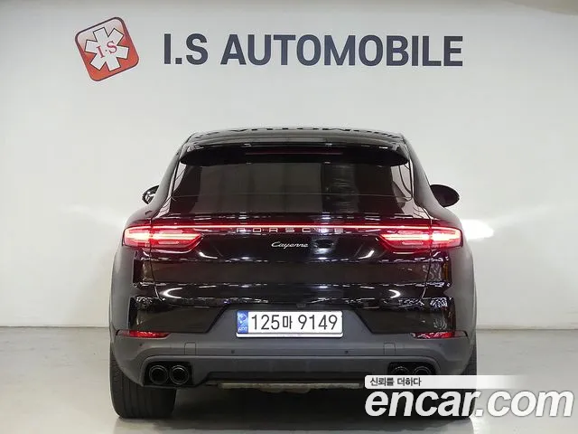 Porsche Cayenne 2022 thumb 3