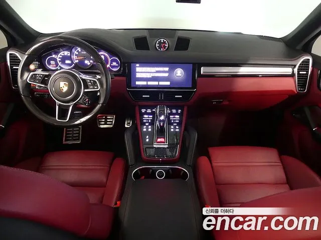 Porsche Cayenne 2022 thumb 4