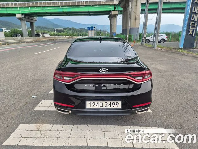 Hyundai Grandeur 2019 thumb 4