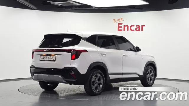Kia Seltos 2022 thumb 2