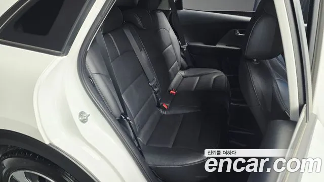 Kia Niro 2016 thumb 11