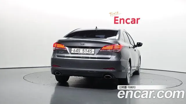 Hyundai i40 2012 thumb 4