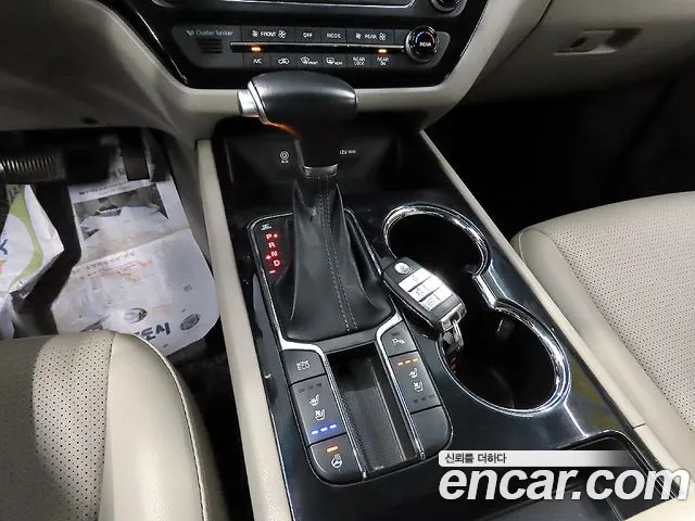 Kia Carnival 2019 thumb 9