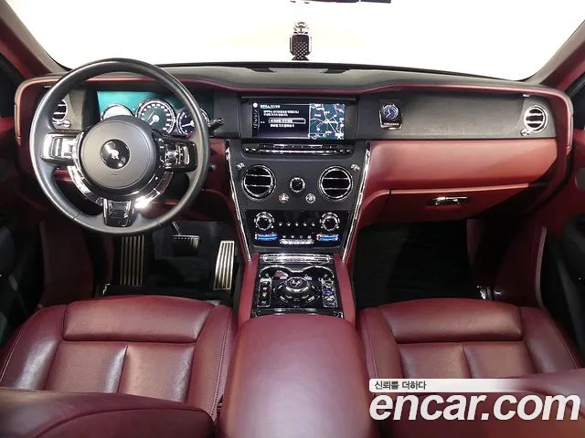 Rolls-Royce Cullinan 2021 thumb 4