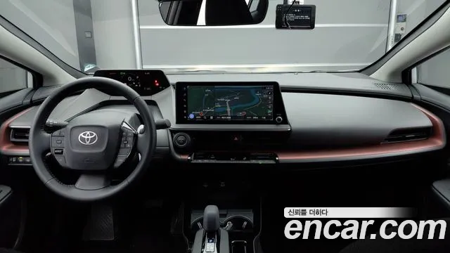 Toyota Prius 2024 thumb 7