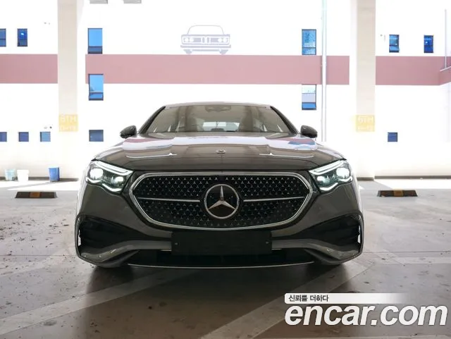 Mercedes-Benz E-Класс 2026 thumb 11