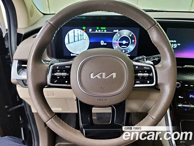 Kia Carnival 2022 thumb 9