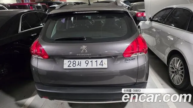 Peugeot 2008 2015 thumb 4