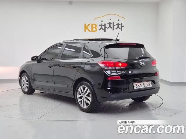 Hyundai i30 2019 thumb 3