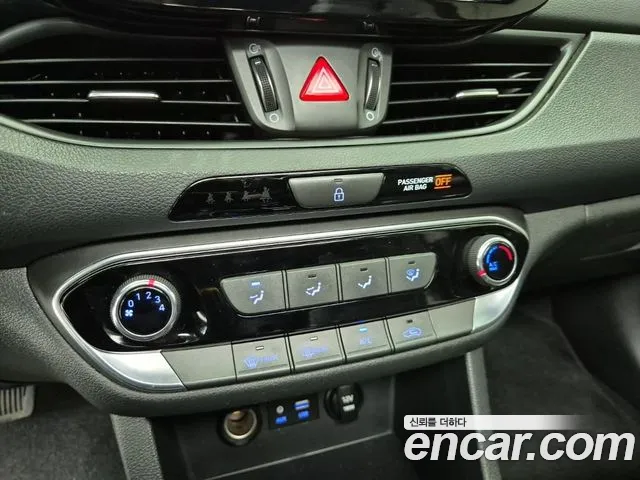 Hyundai i30 2019 thumb 10