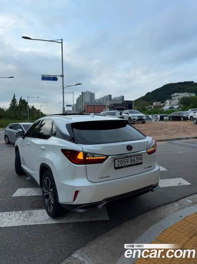 Lexus RX 2016 thumb 8