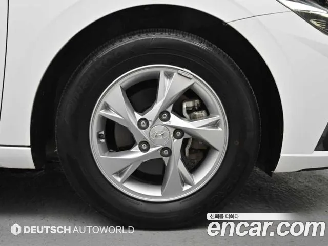 Hyundai Avante 2023 thumb 5