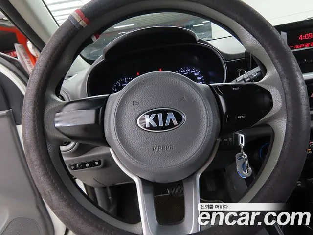 Kia Morning 2017 thumb 8