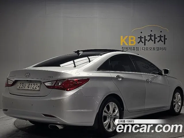 Hyundai Sonata 2009 thumb 4