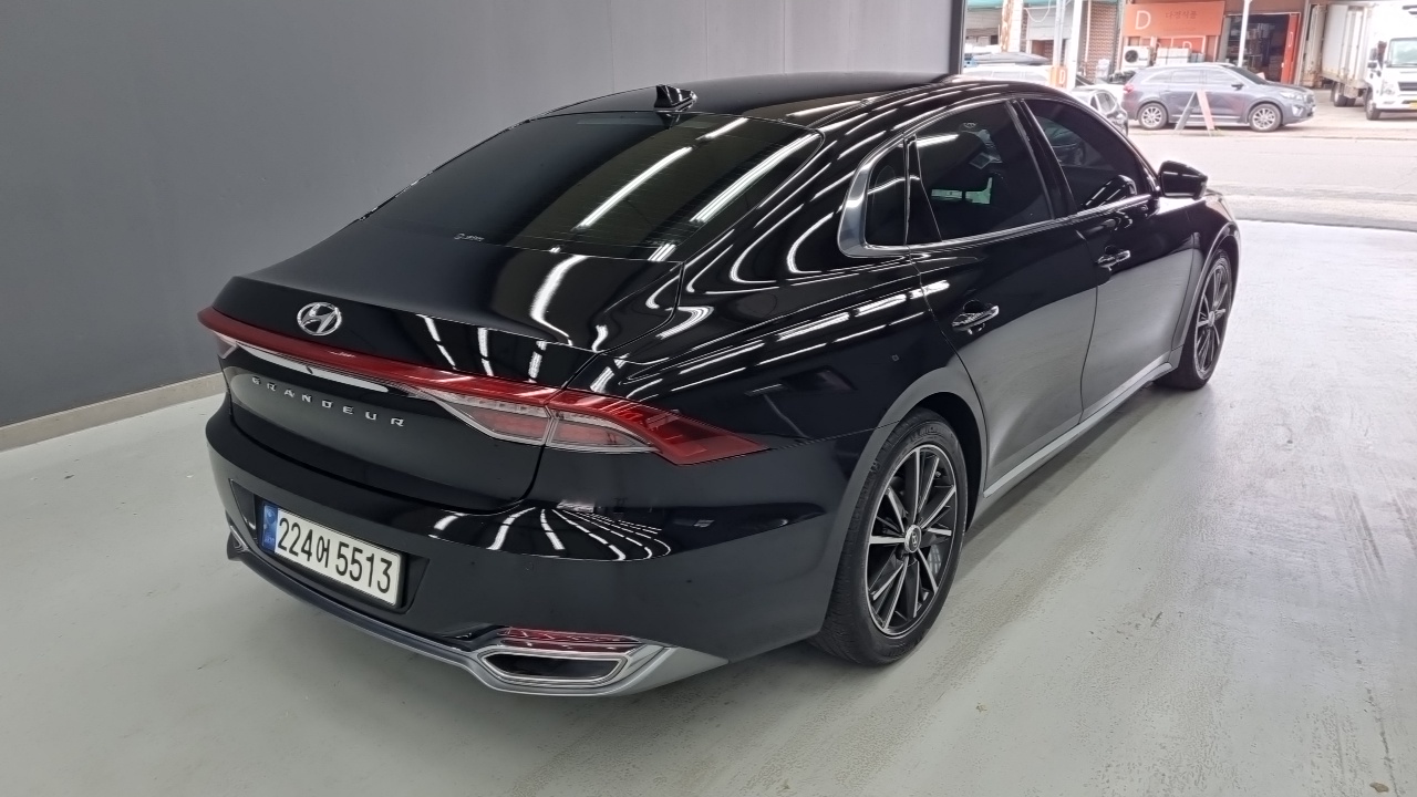 Hyundai Grandeur 2021 thumb 2