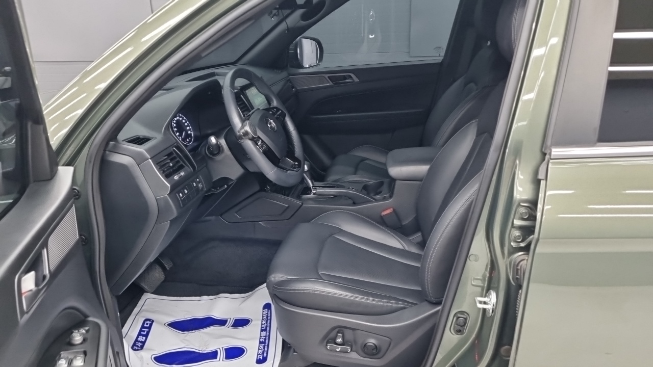KG_Mobility_Ssangyong Rexton 2022 thumb 10