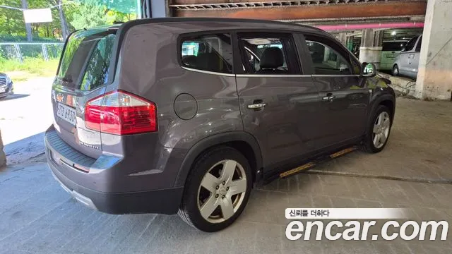 ChevroletGMDaewoo Orlando 2012 thumb 2