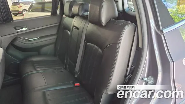 ChevroletGMDaewoo Orlando 2012 thumb 10