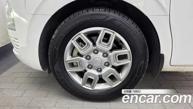 Hyundai Staria 2021 thumb 5