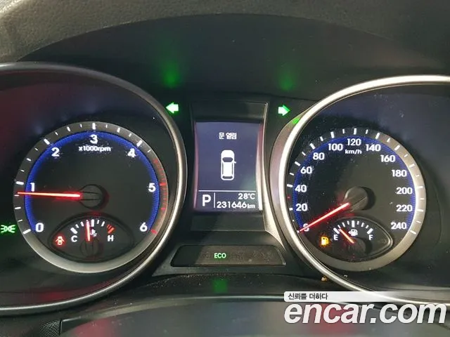 Hyundai Santa Fe 2012 thumb 7