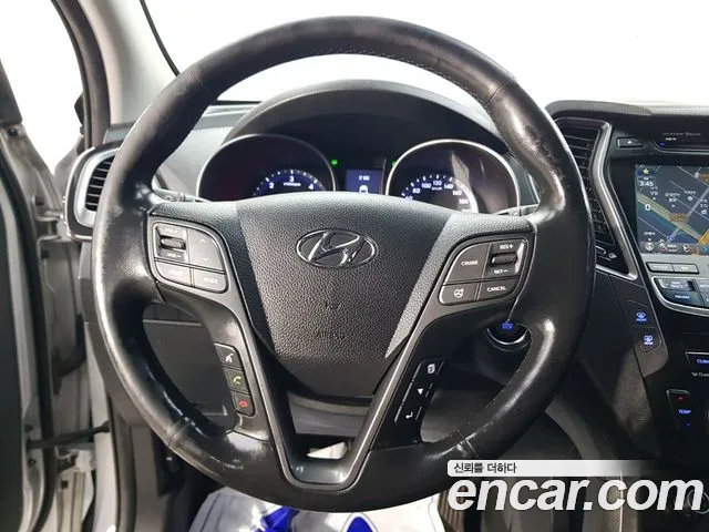 Hyundai Santa Fe 2012 thumb 9