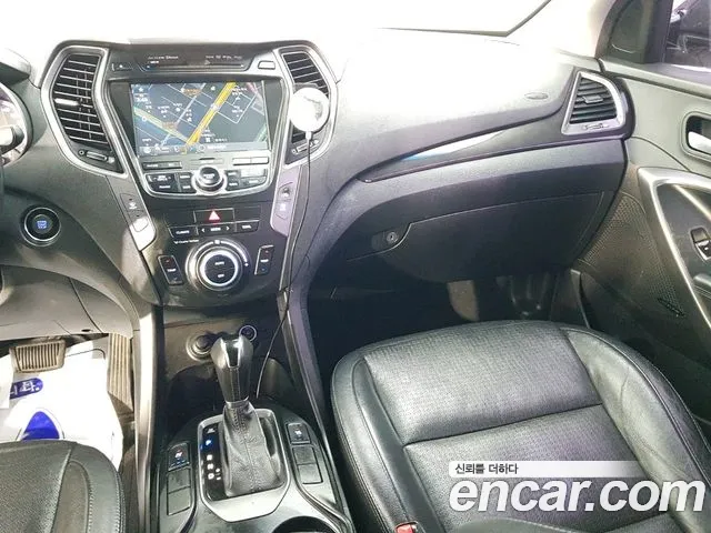 Hyundai Santa Fe 2012 thumb 10