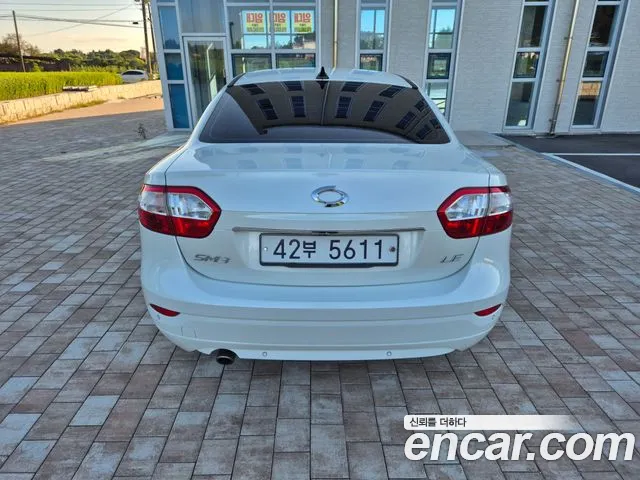 Renault-KoreaSamsung Fluence 2013 thumb 2