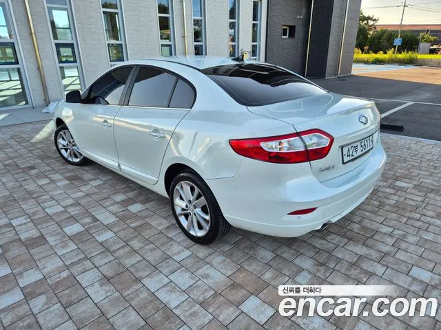 Renault-KoreaSamsung Fluence 2013 thumb 6
