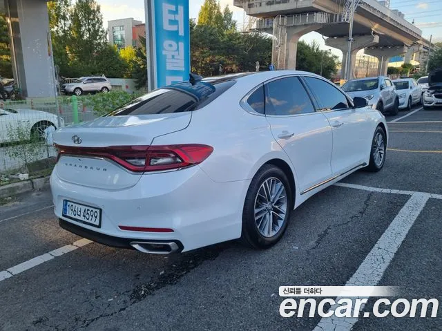Hyundai Grandeur 2017 thumb 4