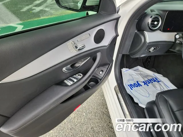 Mercedes-Benz E-Класс 2021 thumb 8