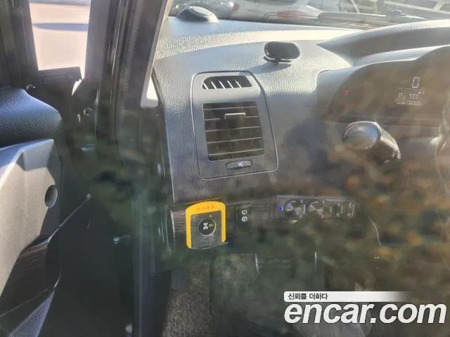 KG_Mobility_Ssangyong KORANDO 2017 thumb 8