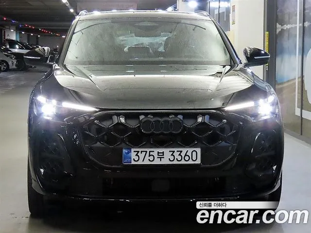 Audi Q5 2025 thumb 2