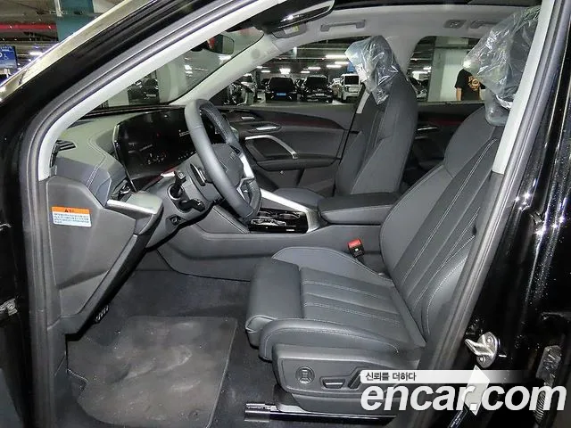 Audi Q5 2025 thumb 6