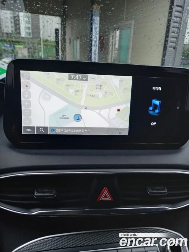 Hyundai Santa Fe 2022 thumb 3